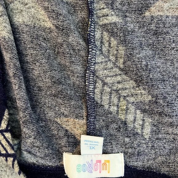 LuLaRoe Sweaters - XL LULAROE AZTEC CARDIGAN/duster